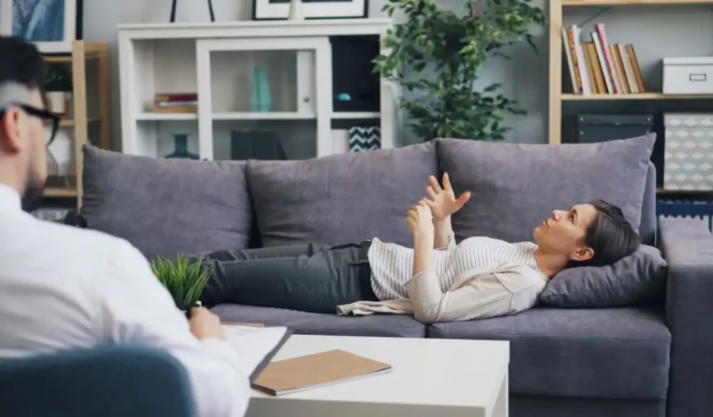 What is EMDR Therapy and How Does It Help Trauma Survivors