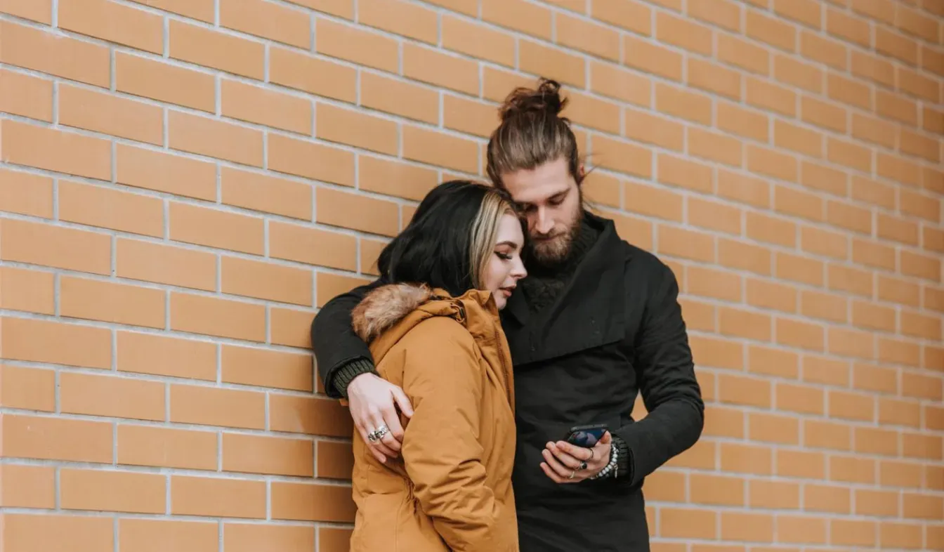 Am I Clingy What It Really Means