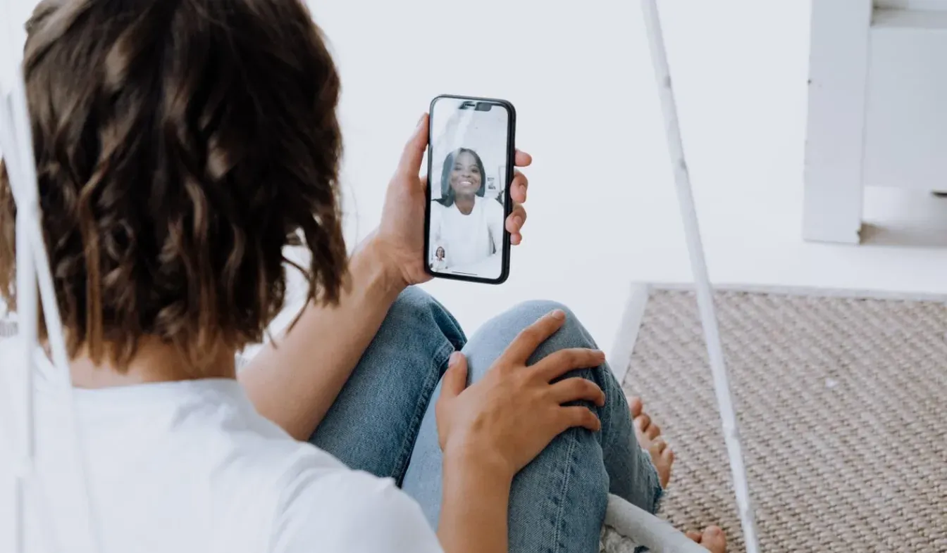 How Trauma Therapy Online Supports Safe and Guided Healing