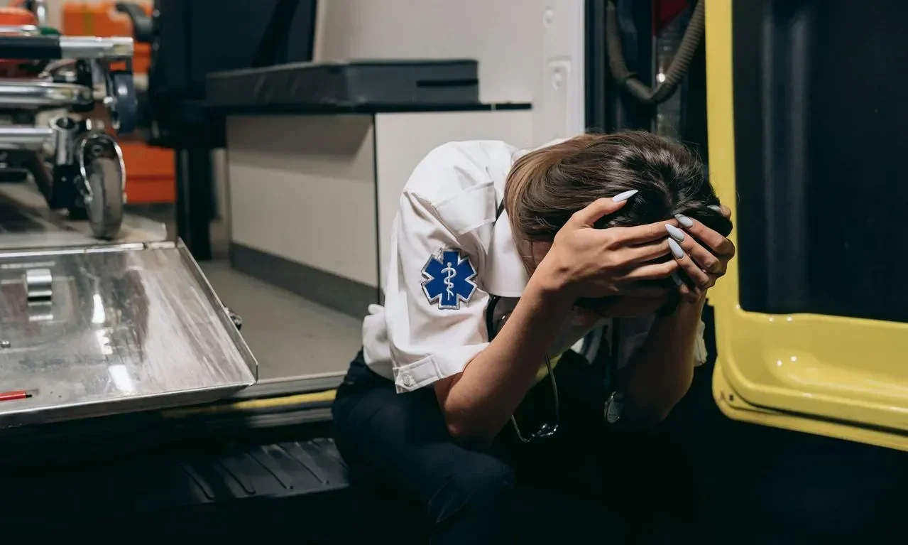 Online Mental Health Support for First Responders